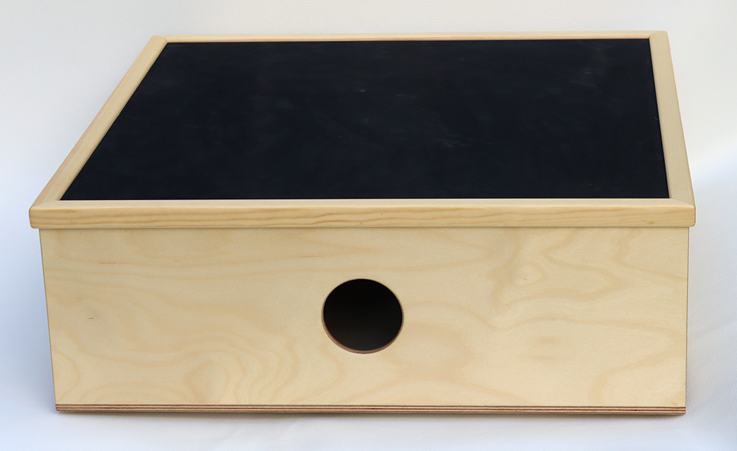 Allton Sensonanzbox, klein, Resonanzkasten aus Holz mit Moosgummimatte 58 x 58 x 20 cm