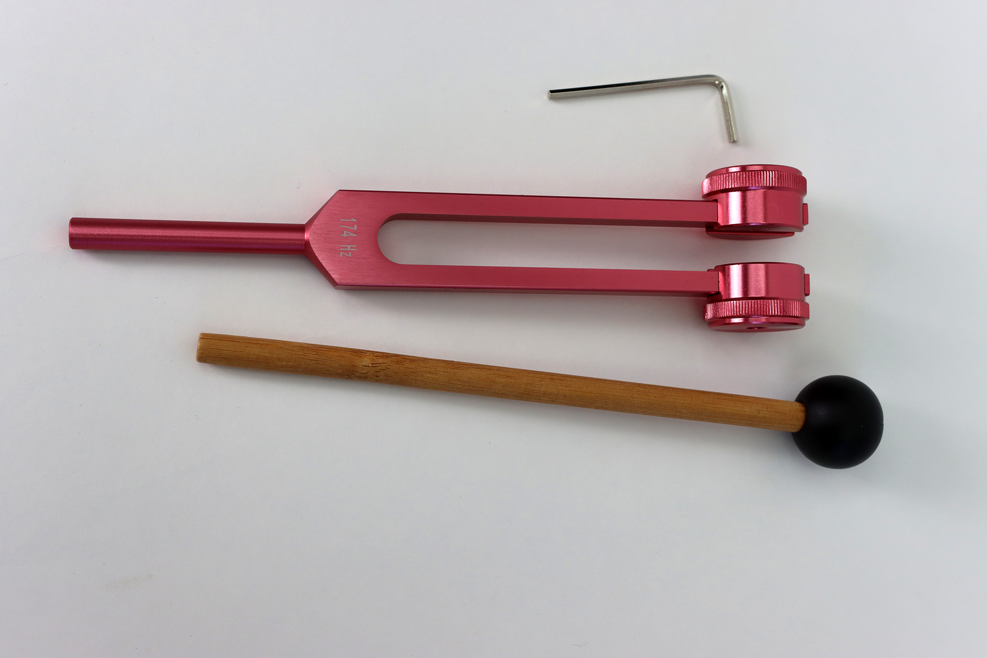 Stimmgabel Set M01, 9 Alu-Stimmgabeln, nach Chacra-Farben, inkl. Klöppel und Koffer