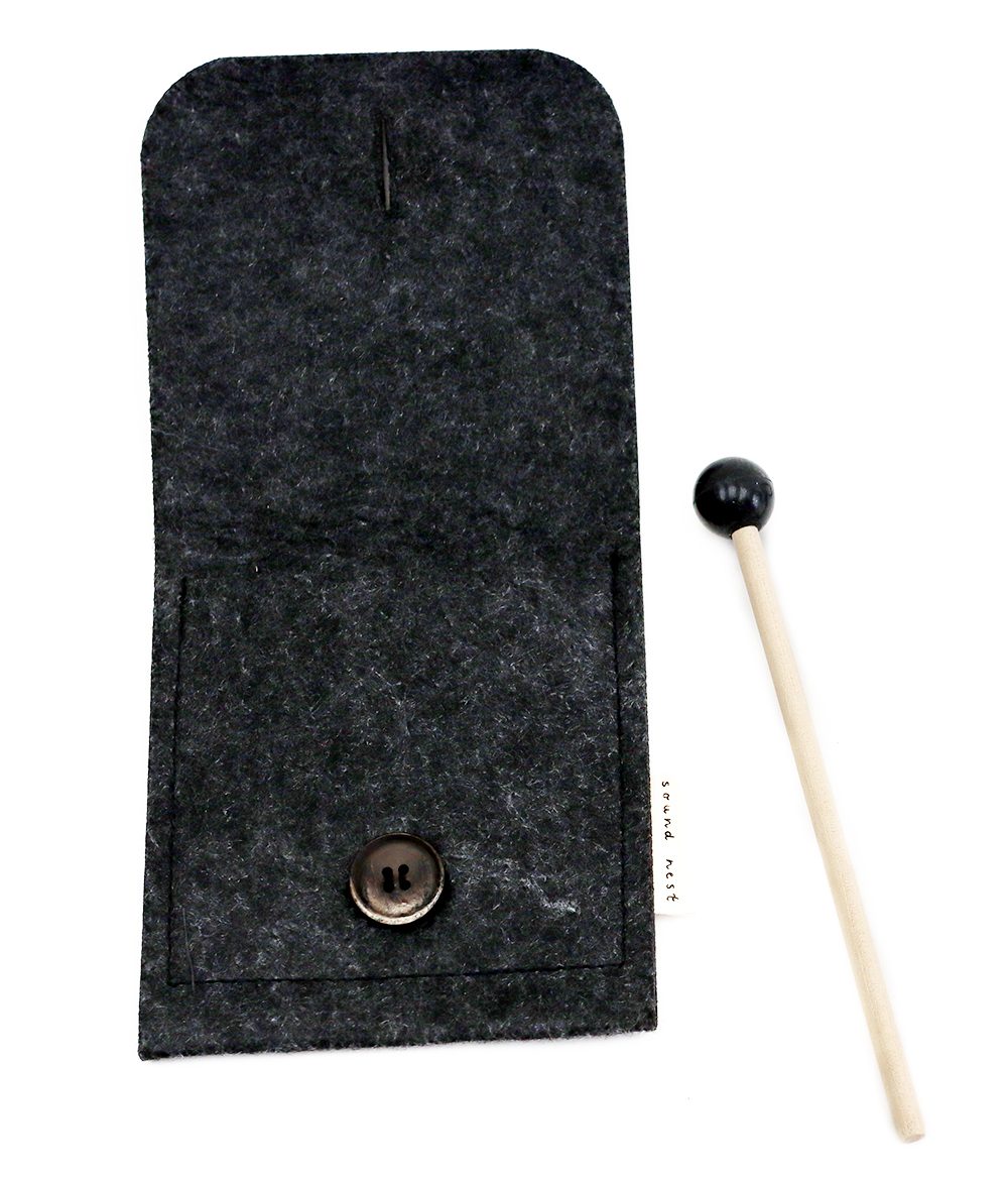 EarGong - Ohrgong, 8,3 cm, Edelstahl mit Gravour "Keltischer LebensBaum", inkl. Schlägel + Bag