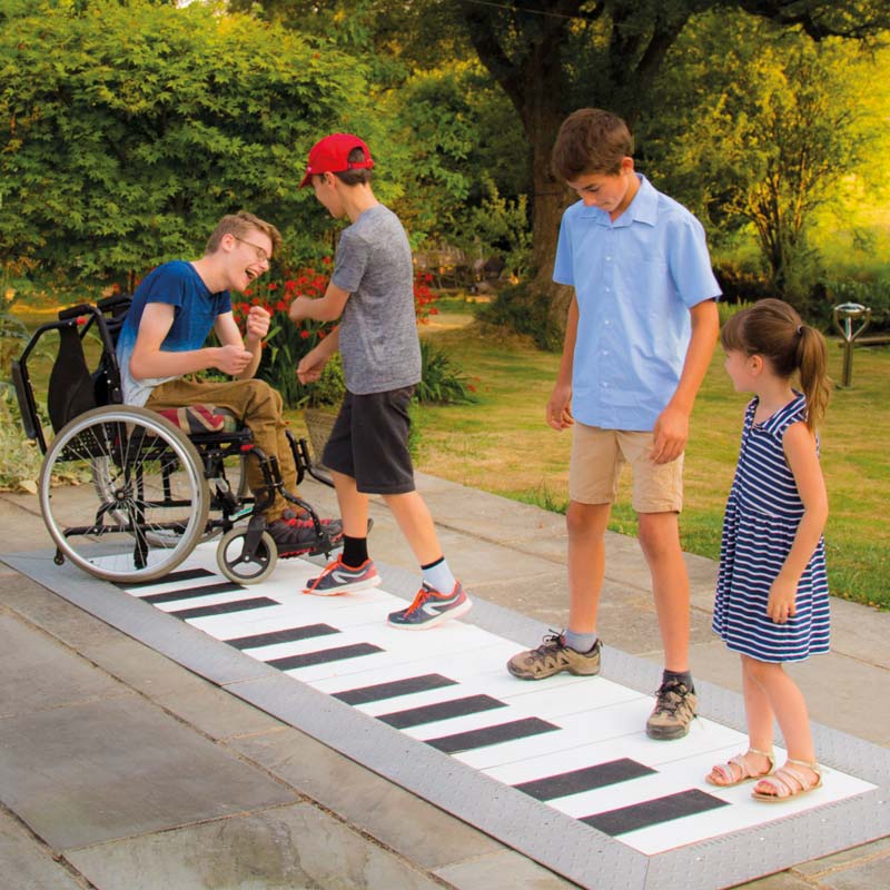 Outdoor FLOOR PIANO GRAND, großes Bodenklavier