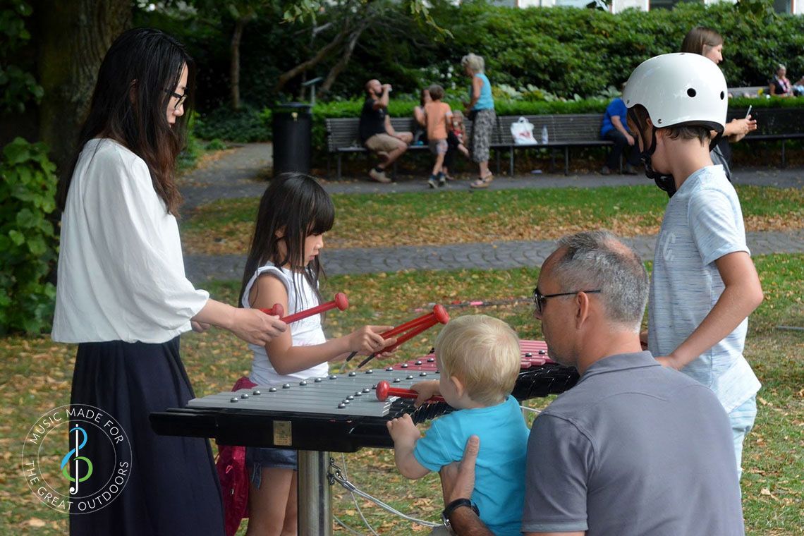Outdoor-Instrument, DUO, Xylofon und Metallofon für mehrere Personen, zum Einbetonieren
