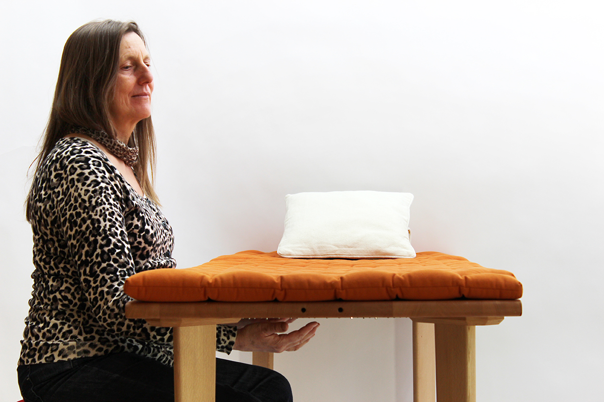 Allton Klangmassage-Behandlungsliege, Modell Solid, Buche