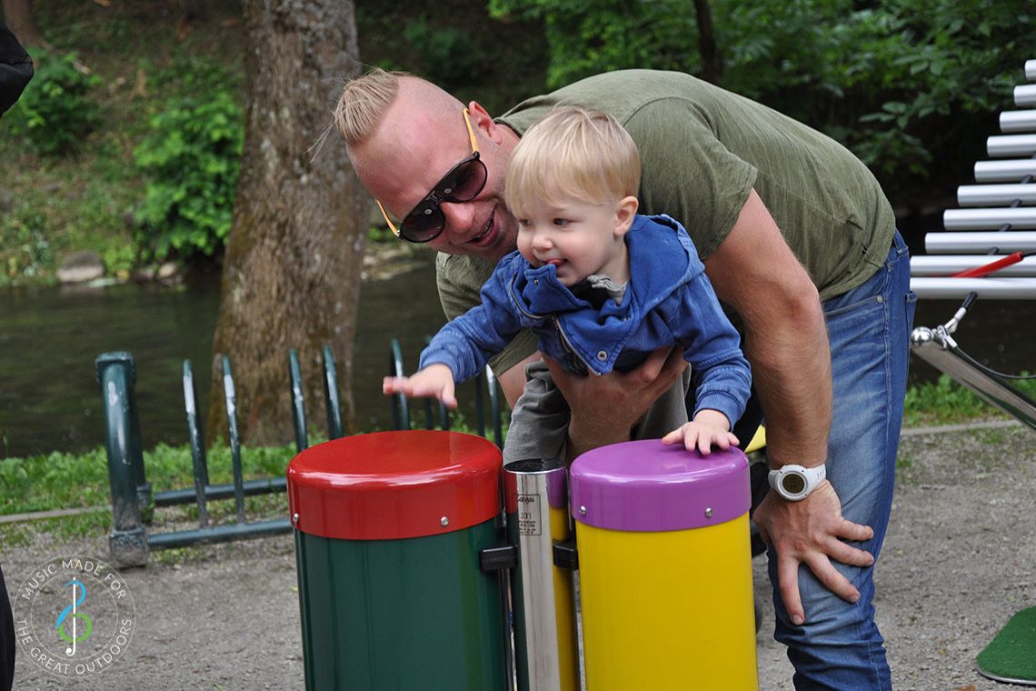 Outdoor-Trommel, Außenklangobjekt, Conga-Paar, zum Einbetonieren