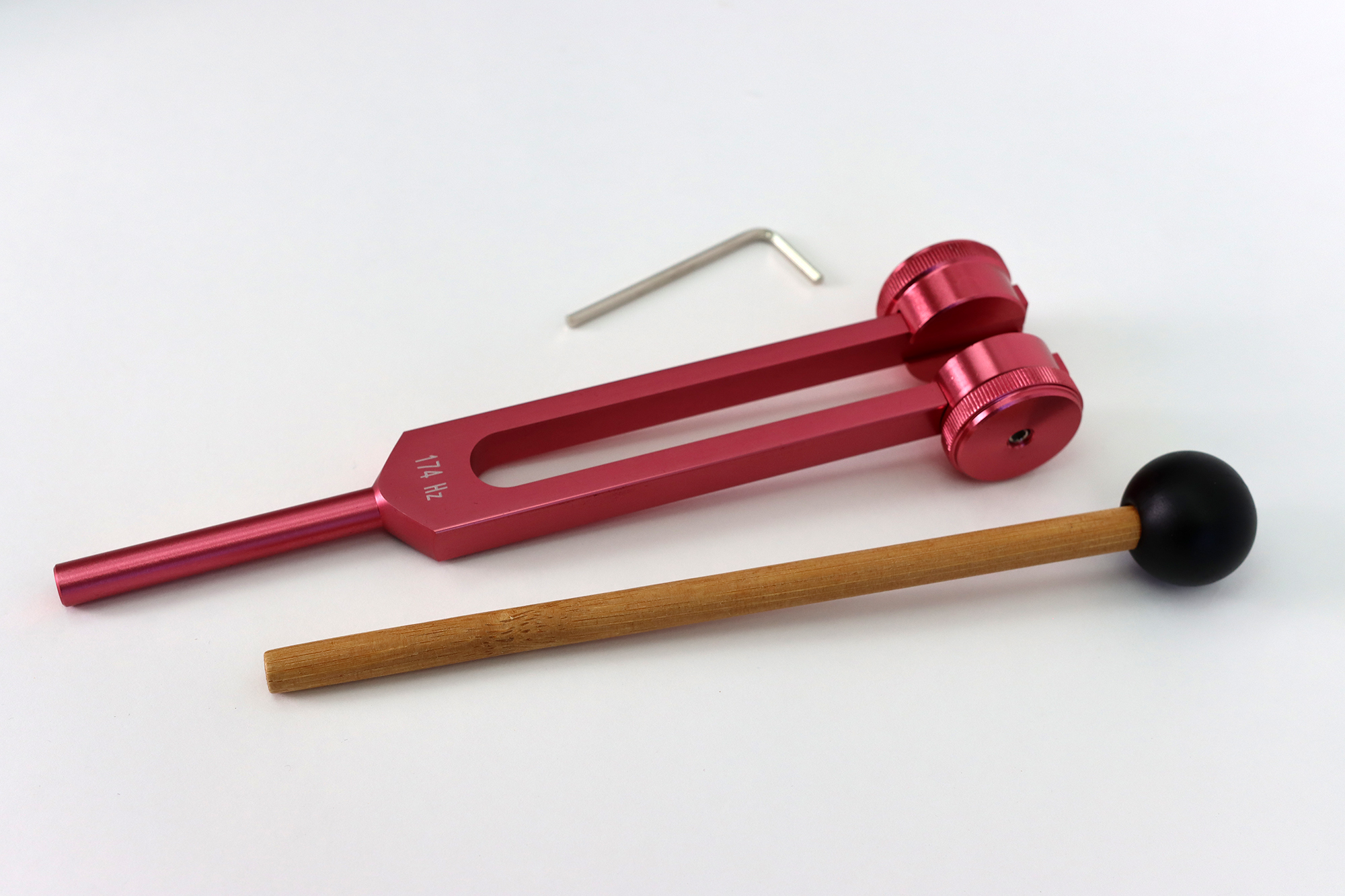 Stimmgabel Set M01, 9 Alu-Stimmgabeln, nach Chacra-Farben, inkl. Klöppel und Koffer