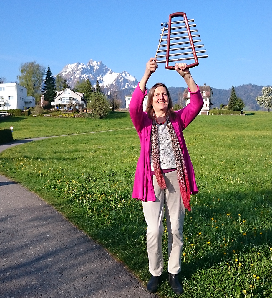 Himmelsleiter, Röhrenglockenspiel im Holzrahmen, G-Pentatonik, A= 432 Hz, Standard